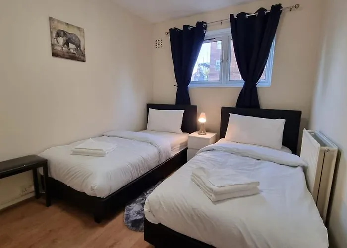 2 Bedroom Apartment In Kennington London